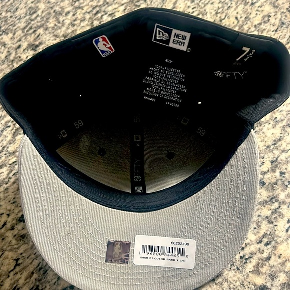 Men's New Era Golden State Warriors Two-Tone Fitted Hat NWT (SZ 7 3/4) - Picture 7 of 7